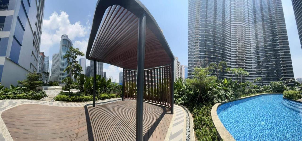 Homey 1 Bedroom Unit At Air Residences Makati City Exterior foto